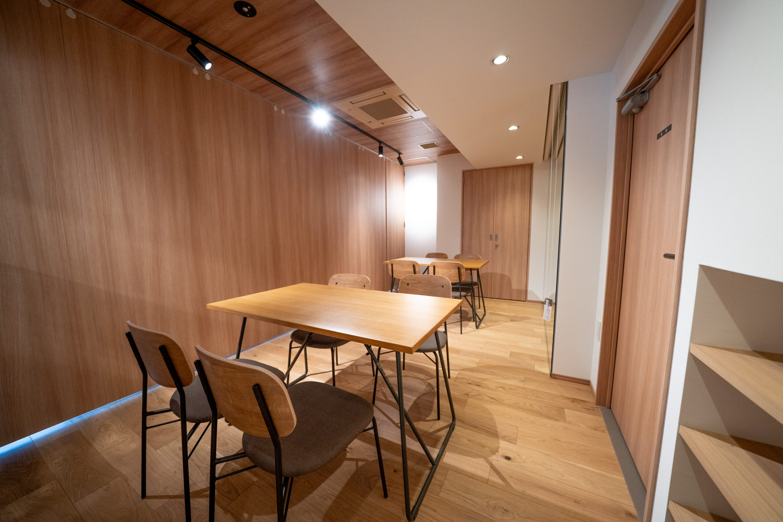 レンタルルーム１​